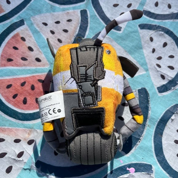 Borderlands Clap Trap Plushie Keychain - Picture 3 of 4